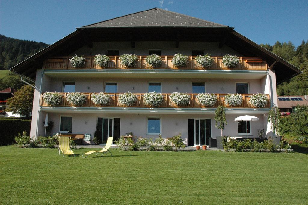 Appartement Haus Moser ザンクト・ミヒャエル・イム・ルンガウ エクステリア 写真