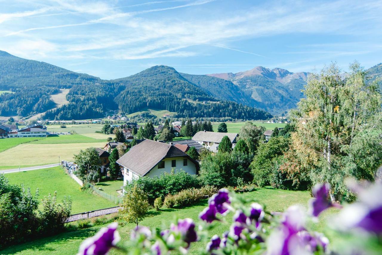 Appartement Haus Moser ザンクト・ミヒャエル・イム・ルンガウ エクステリア 写真
