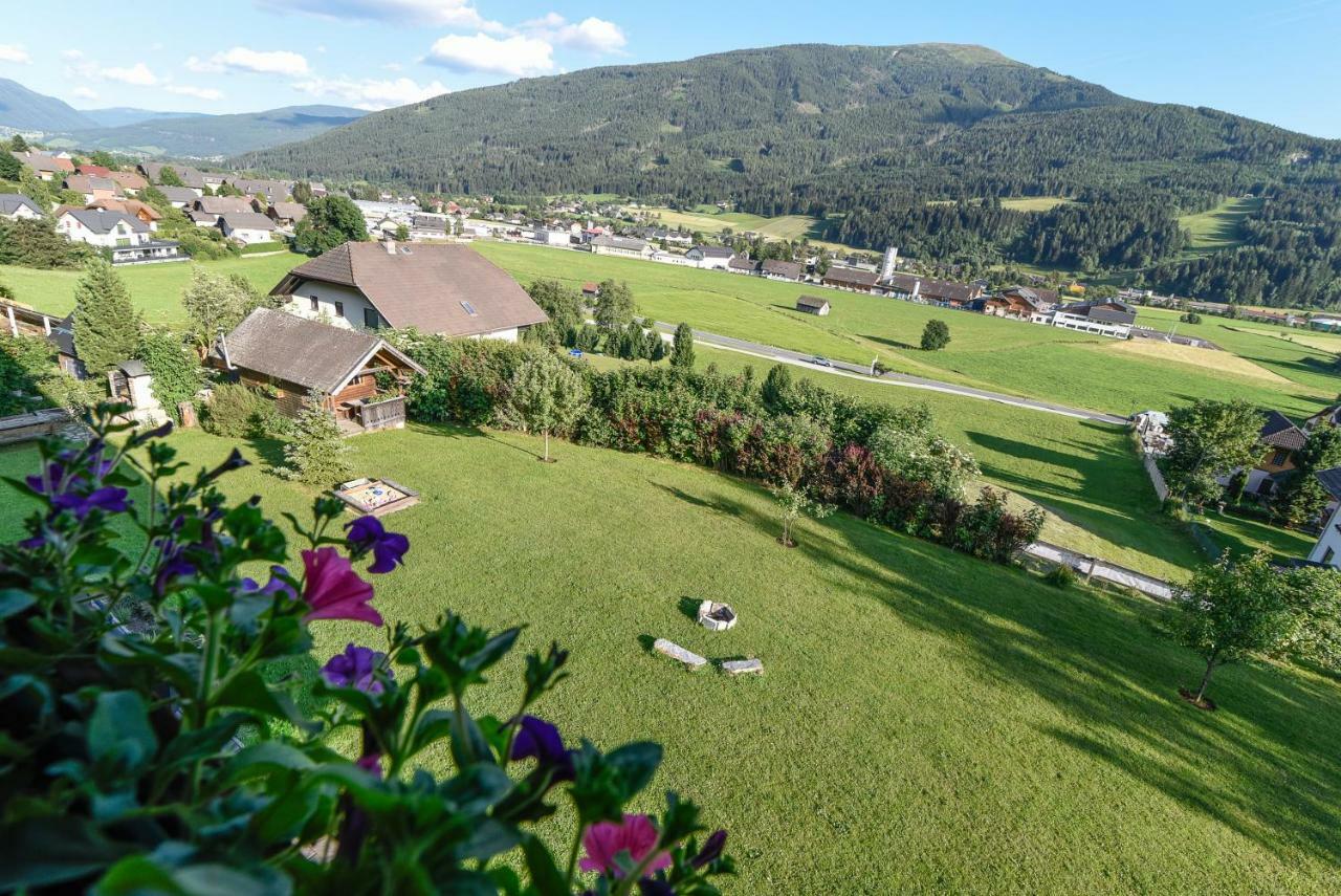 Appartement Haus Moser ザンクト・ミヒャエル・イム・ルンガウ エクステリア 写真